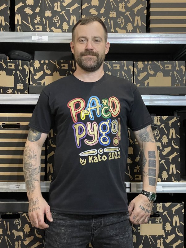 VYPRODÁNO! Triko z1z1 Pračo Pygo black-multi | Fanshop Prago Union