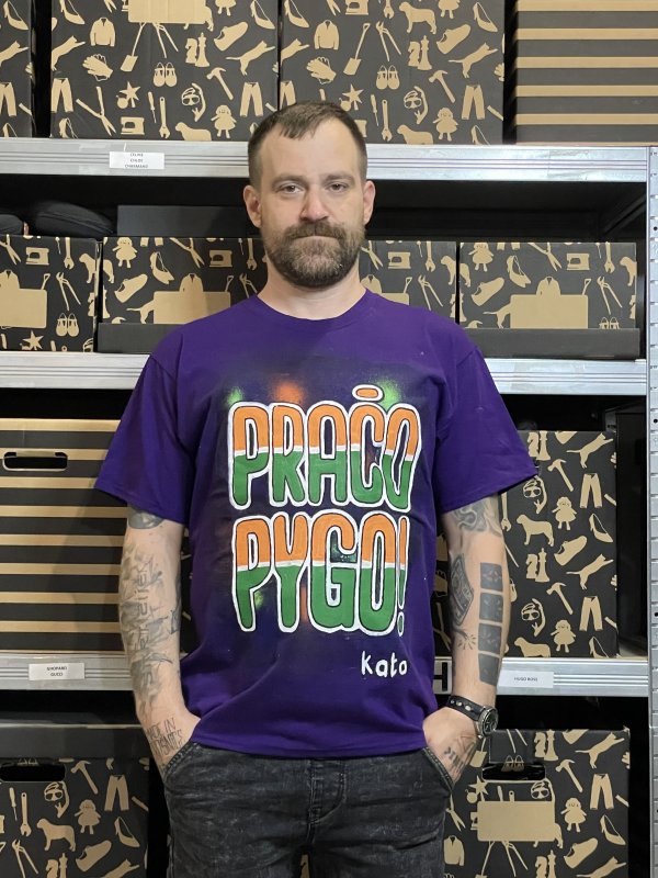 VYPRODÁNO! Triko z1z1 Pračo Pygo fial-multi  | Fanshop Prago Union