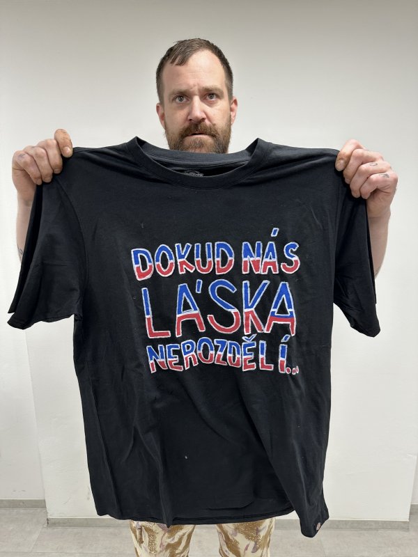 VYPRODÁNO!!! Triko 1z1 - DOKUD NÁS LÁSKA NEROZDĚLÍ... | Fanshop Prago Union