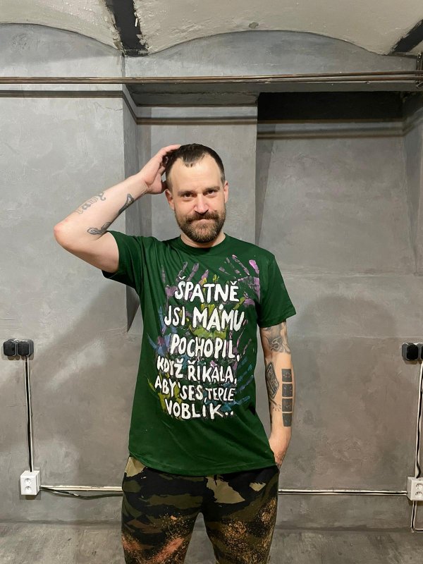VYPRODÁNO !! Triko 1z1 Špatně jsi mámu..zelená | Fanshop Prago Union
