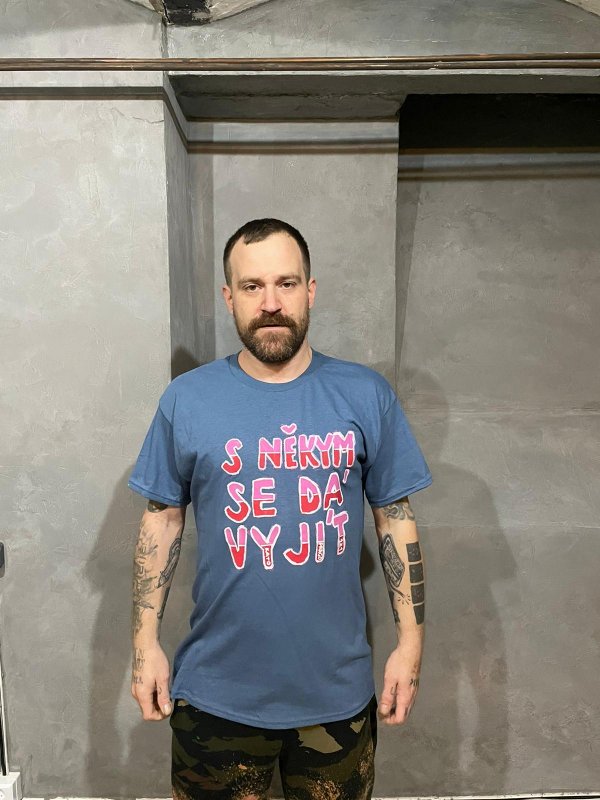 VYPRODÁNO!!! Triko 1z1 S někým se dá vyjít.... | Fanshop Prago Union